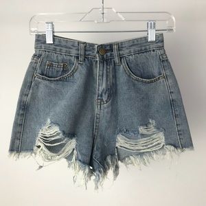 Vintage Distressed Jean Shorts 🌟